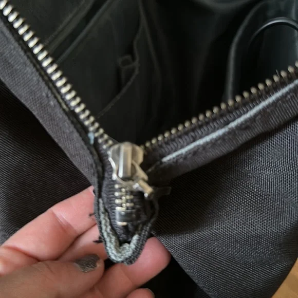 Himawari black backpack with connector port - good condition - laptop bag - Picture 5 of 10